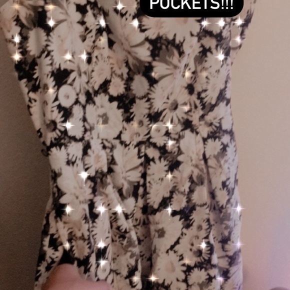 DRESS BUNDLE - Picture 4 of 6